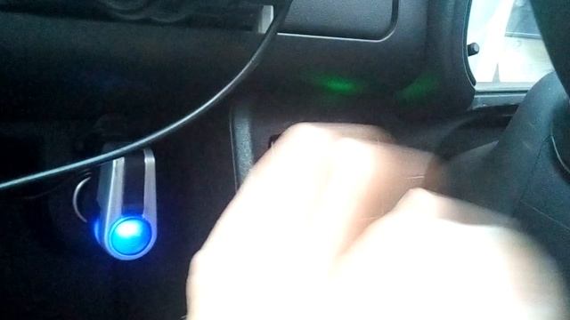 Кнопка включения дневных ходовых огней.