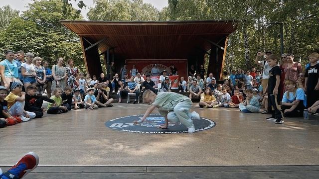 BREAK DANCE KIDS  ↔ 7-10 лет ↔ 1'8 ↔ Red Vs Andrusha ↔ BREAK BARS 5 #bmvideo