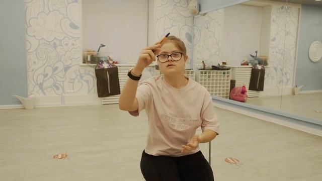 Территория танца. Под танцующей звездой. Карпова Майя