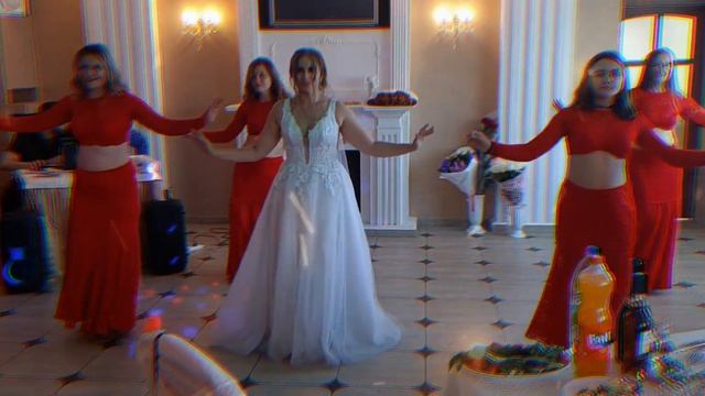 свадьба: танец жены для мужа 🤍 ЗАЖИГАЕМ