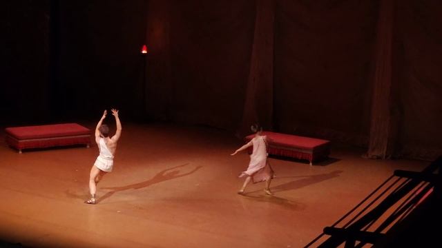 B7584b6830a3308bbf9af472b6b3823e