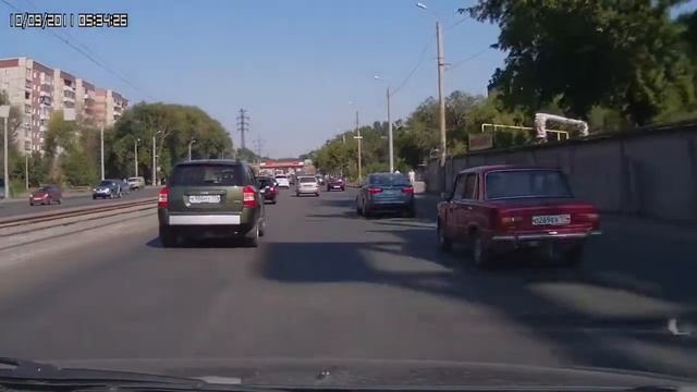 Видеорегистратор GQ10 дневная съемка