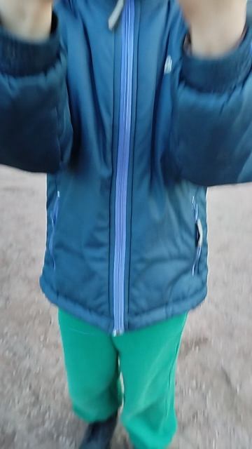 VID_20250427_201948.mp4