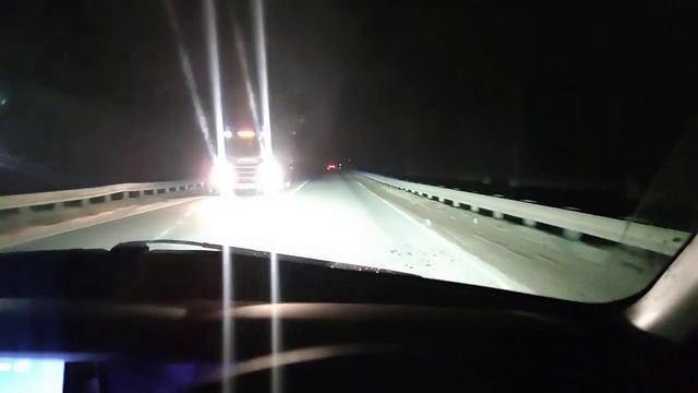 Линзы BI-LED. AOZOOM A13. Honda Elysion 2006.