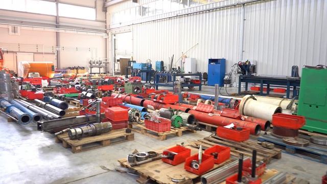 Ремонт гидроцилиндров. Основной новый цех.