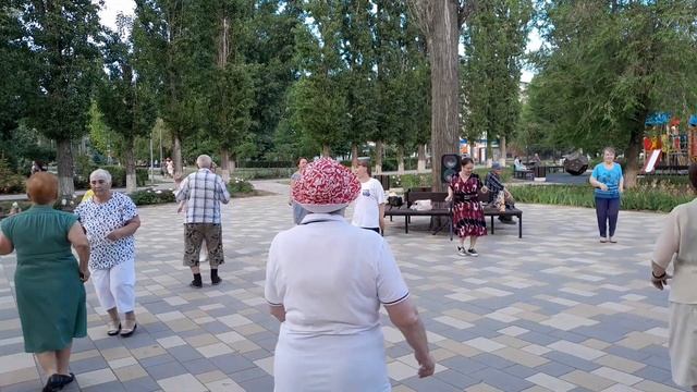 Люблю красивую