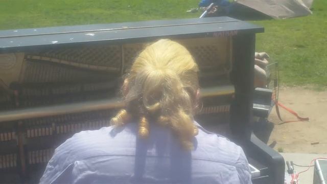 Серия 89. Виртуоз на Venice Beach