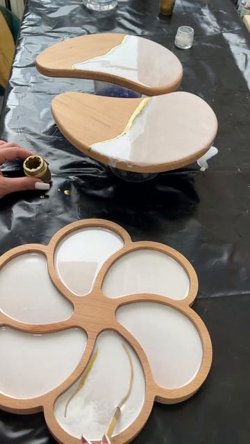 Посуда на века. Менажницы из бука и эпоксидной смолы. К