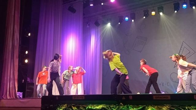 Последний звонок, танец, 2025