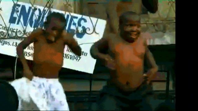 негры танцуют АААА щит  контент