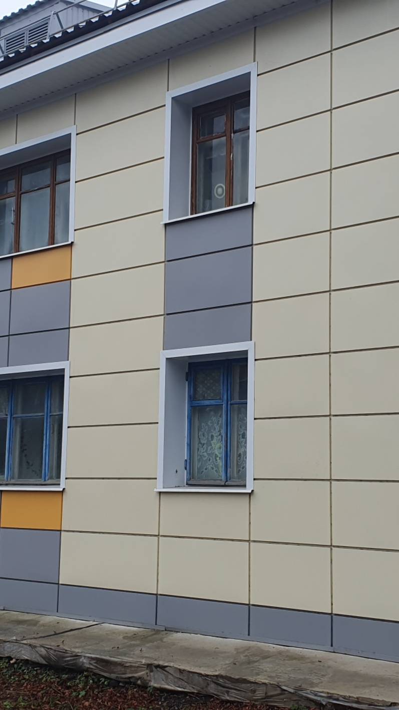 продам 2 ком.квартиру г.Елец ул.Рязано Уральская д.9