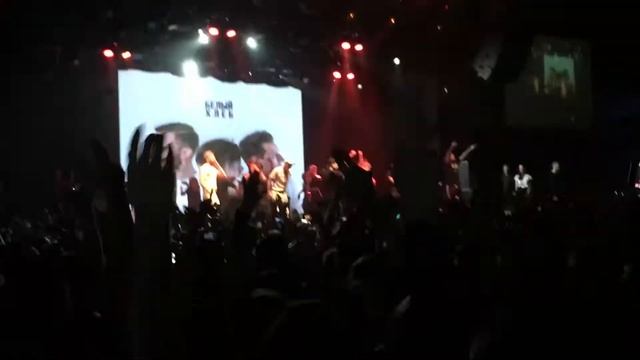 VLOG | КОНЦЕРТ ГРУППЫ ХЛЕБ В МОСКВЕ!