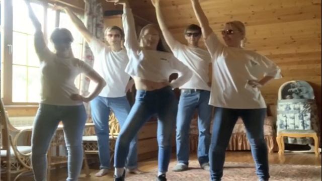 Поздравление выпускникам 2020 года школы 1259 от родителей