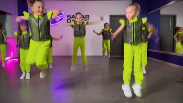 Dance Kids Новокузнецк. Танцы для детей 3+. Танцы Новокузнецк.Танцевальная студия СахАр