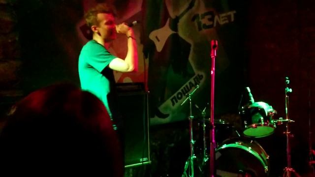 найтивыход  - киты умирают в лужах бензина