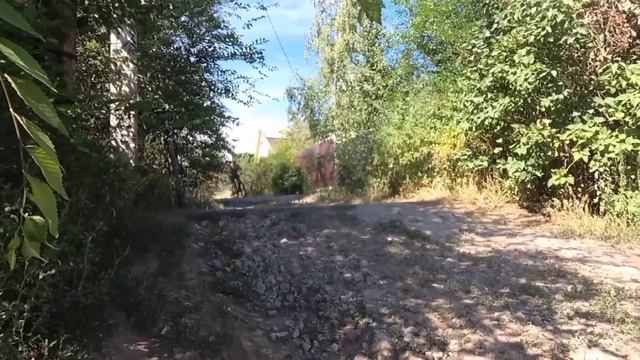 Прыгаю на велосипеде STELS Navigator 900 Md29