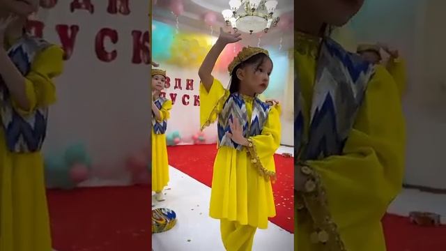Узбекский танец 2024 ,выпускной Мансур.Садик Ак-Ислам