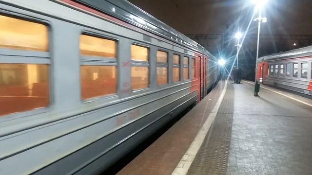 ЭР2Р-7084 На Казанском вокзале