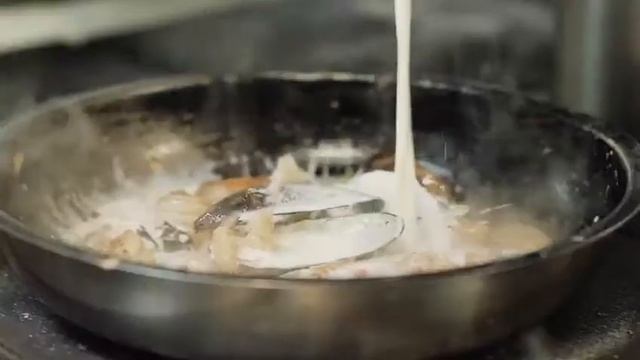 В ресторане 