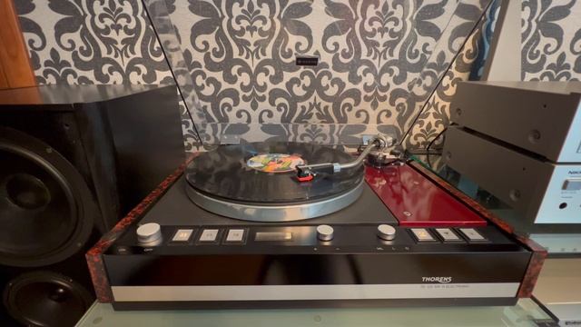 Проигрыватель винила THORENS TD 126 MK III