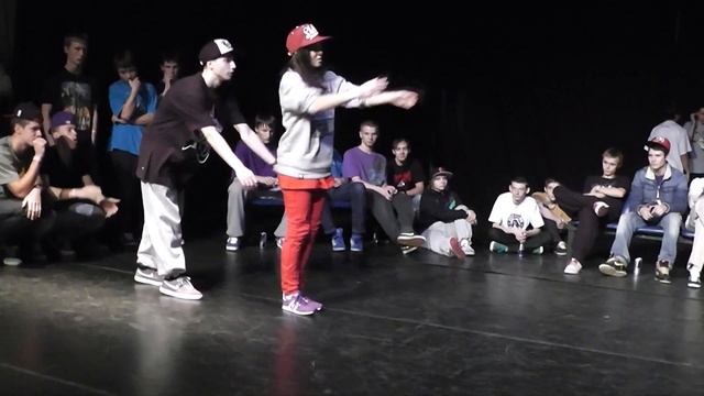 7421806b8d8905be52e24a56299552de