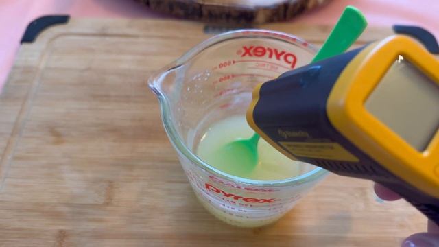 Десертная свеча с сухофруктами из гелевого и соевого ?