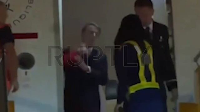 Президент Франции Макрон получил пощёчину