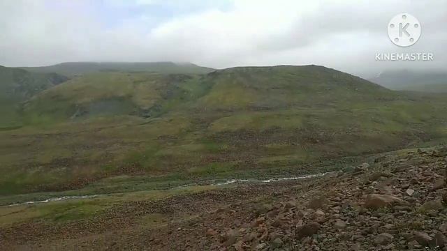 В доль Полярного хребта