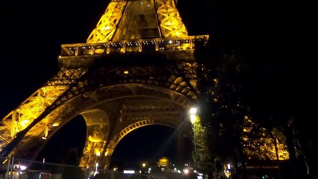 Paris. Eifel Tower Night / Париж. Ейфелева вежа.