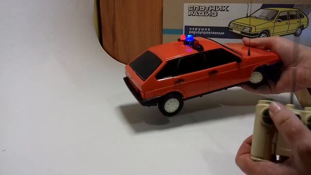 ВАЗ 2109 спутник радио игрушка СССР на современном ради?