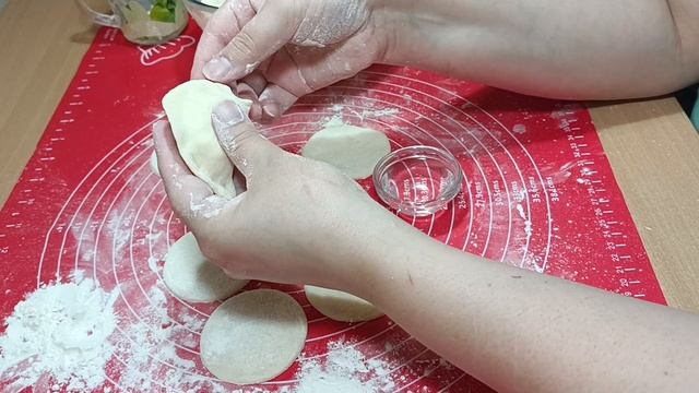 Вареники не разлезутся! Лепка вареников для чайников.