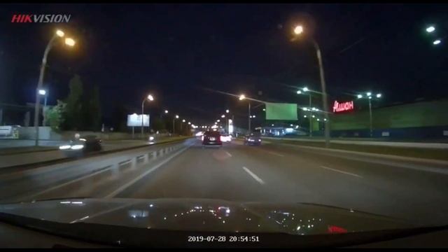 Hikvision AE-DN2016-F3 Автомобильный видеорегистратор-видео 3 (н