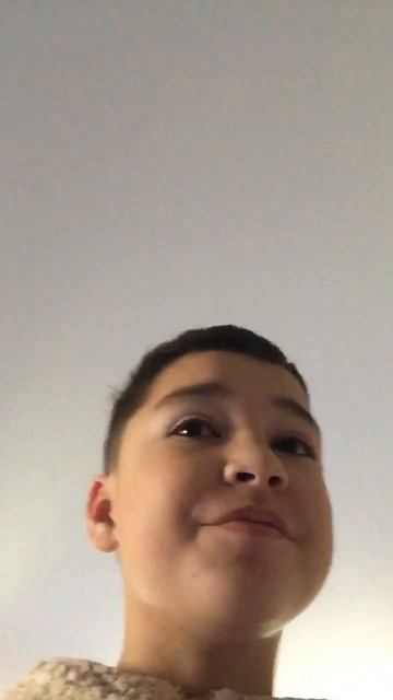 Человек дрель вышел на охоту😈#shorts #соседи