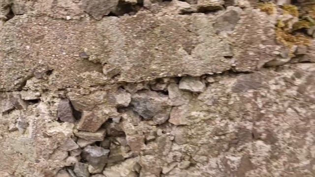 Д О Т. Долговременная огневая точка в горах республики