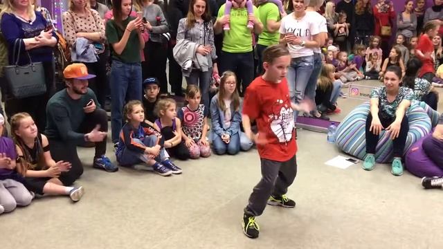 Василиса Червова Победитель баттлов Хип Хоп ,декабрь 2017г👍