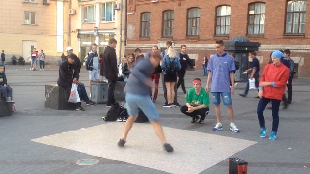 Брейк у Московского вокзала