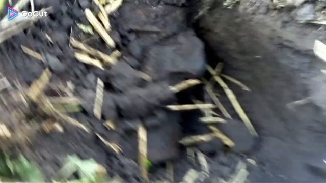 ШВЕЛЕРИ,ЛОПАТА,ВІДРО,ТРУБИ,КОЛОКОЛ,ПОШУК ЗАЛІЗА НА ФЕ?