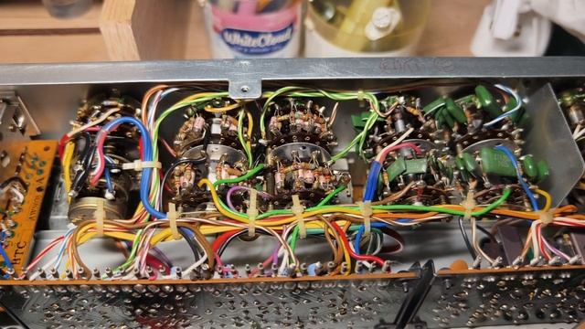 Pioneer SA-910,  анатомия.