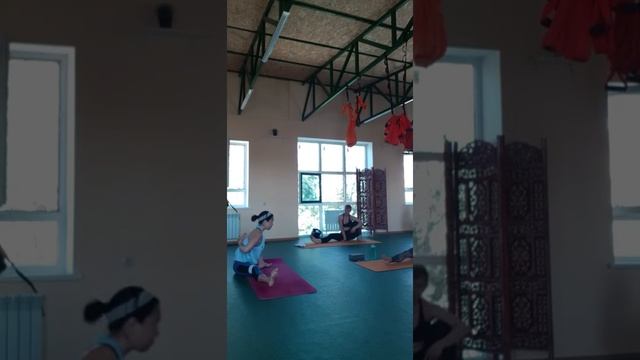 Йога в SHANTI GYM