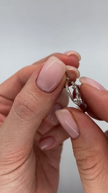 Серебряный кулон с футболистом
