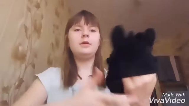 Обзор на плюшевого Беззубика и на пластмассовую обезьянку