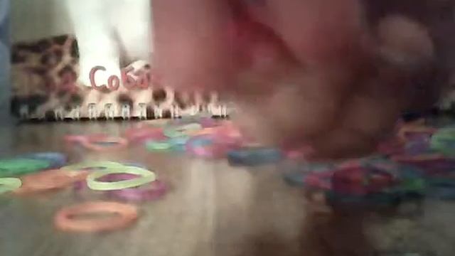 Как сделать бантик для лпс из резинок ? Мастер -класс! (: