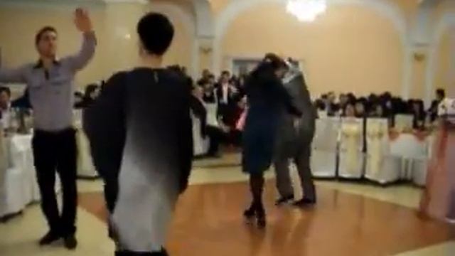 Танцуют все.mpg