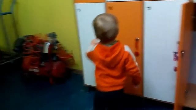 Вася и шкаф