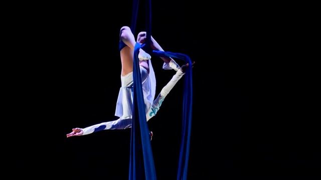 Circus act aerial silks “Ocean Pearl” / Воздушные полотна «Жемчужина в океане»