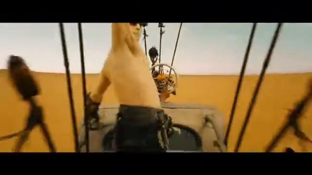 Безумный Макс: Дорога ярости / Mad Max: Fury Road. 2015. боевик, фантастика, приключения / 16+
