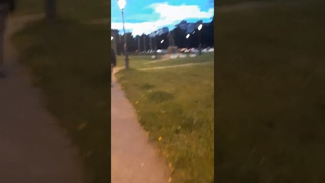 Рыбацкойда  р.нева дарёсини корганмисиз