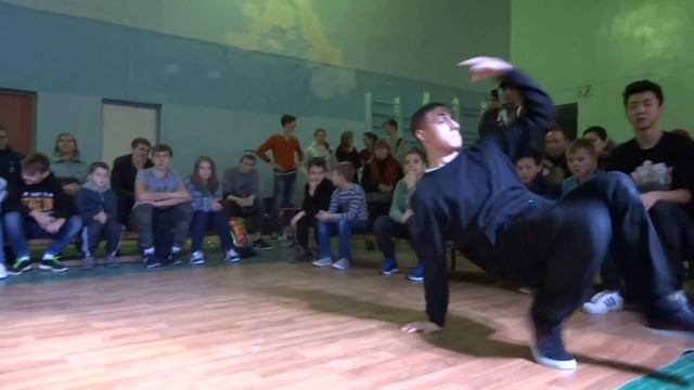 Умалат Vs Эмиль / Ёлка Джем / 2015