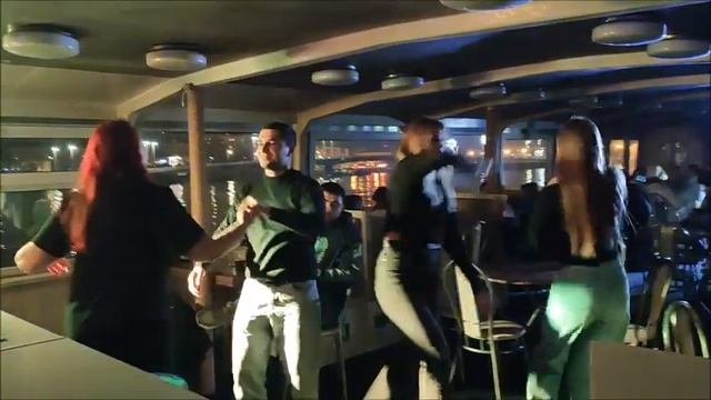 Песня на теплоходе 