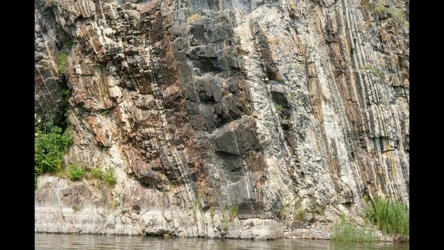 Сплав с друзьями по р.Мана. День третий. 10 июля 2005г.